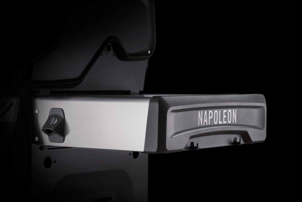 Napoleon Rogue SE 425 Gas Grill with Infrared Side Burner and Rear Burner